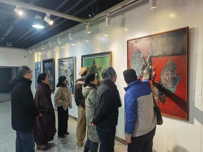 第六届山西省漆画展在美术学院开展 推动文化艺术交流与策划融合